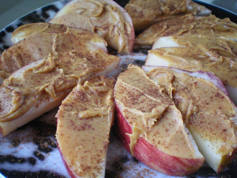 Simple Snack: Sliced Apples with Nut Butter & Cinnamon