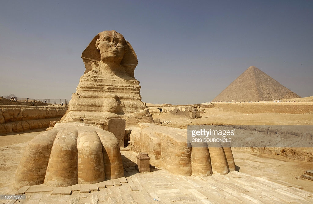 sphinx statue